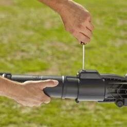 Black & Decker BLACK+DECKER BEBLV301 Bladblazer - Blaas En Zuigfunctie - Rugzak Als Opvangzak -Tuin- En Buitenwinkels 1200x1200 1209