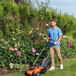 Black & Decker BLACK+DECKER BCMW3318N-XJ Grasmaaier - 18V - 33cm - Excl. Accu & Lader -Tuin- En Buitenwinkels 1200x1200 1320