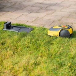 Powerplus POWXG6305 Robotmaaier - 18V - Voor Gazons Tot Ca. 500m² - Maaibreedte 180mm - Incl. Laadstation En Accessoires -Tuin- En Buitenwinkels 1200x1200 1331