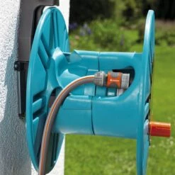 GARDENA - Wandslanghouder 60 Met Slanggeleider - Slanghouder - Maximale Capaciteit 60 Meter -Tuin- En Buitenwinkels 1200x1200 1687