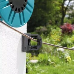 GARDENA - Wandslanghouder 60 Met Slanggeleider - Slanghouder - Maximale Capaciteit 60 Meter -Tuin- En Buitenwinkels 1200x1200 1688