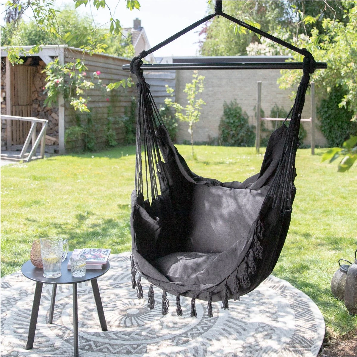 Vita5 XXL Hangstoel - Binnen&Buiten Hangnest - Incl. 2 Kussens En Boekenvak - Volwassenen&Kinderen - Hangmatstoel Tot 225kg - Zwart 10 Vita5 XXL Hangstoel - Binnen&Buiten Hangnest - Incl. 2 Kussens En Boekenvak - Volwassenen&Kinderen - Hangmatstoel Tot 225kg - Zwart - Afbeelding 10