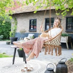Vita5 Macramé Hangstoel - Voor Binnen En Buiten - Zonder Standaard - Incl. Kussen, Boekenvak En Beschermhoes - Tot 150kg - Bruin/Beige -Tuin- En Buitenwinkels 1200x1200 427