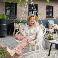 Vita5 Macramé Hangstoel - Voor Binnen En Buiten - Zonder Standaard - Incl. Kussen, Boekenvak En Beschermhoes - Tot 150kg - Beige -Tuin- En Buitenwinkels 1200x1200 440