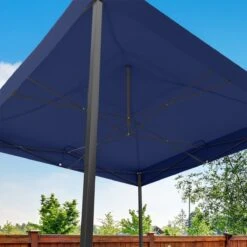 LifeGoods Partytent - 3x3 M - Zijwanden - Easy Up - Opvouwbaar - Waterdicht - Draagtas Met Wieltjes - Donkerblauw 19 LifeGoods Partytent - 3x3 M - Zijwanden - Easy Up - Opvouwbaar - Waterdicht - Draagtas Met Wieltjes - Donkerblauw -Tuin- En Buitenwinkels 1200x1200 768
