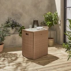 Alice's Garden Balkonset Doppio - 2 Stoelen - Inschuifbaar - Wicker - Beige 12 Alice's Garden Balkonset Doppio - 2 Stoelen - Inschuifbaar - Wicker - Beige -Tuin- En Buitenwinkels 1200x1200 792