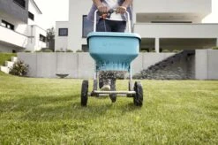 GARDENA Strooiwagen XL Strooikar - 800m2 - 18 Liter -Tuin- En Buitenwinkels 1200x799 114