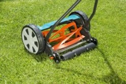 GARDENA Kooimesmaaier 330 Grasmaaier - Maaibreedte 33 Cm - Gazons Tot Ca. 150 M² 16 GARDENA Kooimesmaaier 330 Grasmaaier - Maaibreedte 33 Cm - Gazons Tot Ca. 150 M² -Tuin- En Buitenwinkels 1200x799 125