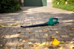 VONROC Accu Bladblazer – VPower 20V – 2 Standen – Max. Blaassnelheid 190km/u – Incl. Accu En Oplader -Tuin- En Buitenwinkels 1200x800 244