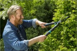 GARDENA - EasyCut - Heggenschaar - Extra Licht Van Gewicht 16 GARDENA - EasyCut - Heggenschaar - Extra Licht Van Gewicht -Tuin- En Buitenwinkels 1200x800 310