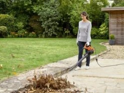 Black & Decker BLACK+DECKER BEBLV301 Bladblazer - Blaas En Zuigfunctie - Rugzak Als Opvangzak -Tuin- En Buitenwinkels 1200x900 33