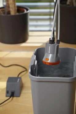 GARDENA Vakantiebewateringsset Duppelsysteem - Geschikt Voor 36 Potplanten - Incl. 9l Vat 13 GARDENA Vakantiebewateringsset Duppelsysteem - Geschikt Voor 36 Potplanten - Incl. 9l Vat -Tuin- En Buitenwinkels 799x1200 51