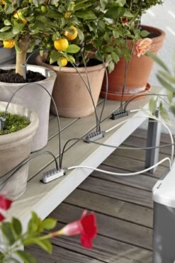 GARDENA Vakantiebewateringsset Duppelsysteem - Geschikt Voor 36 Potplanten - Incl. 9l Vat 14 GARDENA Vakantiebewateringsset Duppelsysteem - Geschikt Voor 36 Potplanten - Incl. 9l Vat -Tuin- En Buitenwinkels 799x1200 52