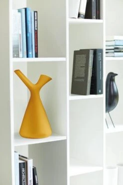 Elho Plunge Gieter 20 - Gieter Voor Binnenaccessoires - Ø 15.0 X H 29.5 Cm - Geel/Oker -Tuin- En Buitenwinkels 800x1200 109