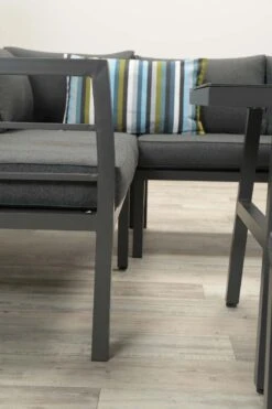 Blakes Lounge Diningset - 4 Delig - Donker Grijs -Tuin- En Buitenwinkels 800x1200 54