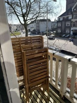 Bistro Set Hout Balkonset FSC – Patio Set Tuin – Houten Frans Tuinsetje – Kleine Tuinset – Complete Kleine Balkon Tafelset Met Gratis Bijzettafel – Hardhout FSC Balkonstoelen & Balkon Tafel - Tuintafel En Stoelen - Bistroset Van Hout – Balcony Set -Tuin- En Buitenwinkels 899x1200 10