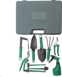 Merkloos 10-Delige Tuingereedschap Set Inclusief Opbergkoffer - Tuinierset - Tuinsetje - Gereedschap Voor Tuin - Tuinschaar - Tuinschepje - Bloemenschaar - Voegenkrabber - Plantenspuit - Grasschaar - Bloemenschep - Tuinhark -Tuin- En Buitenwinkels 960x1200 1